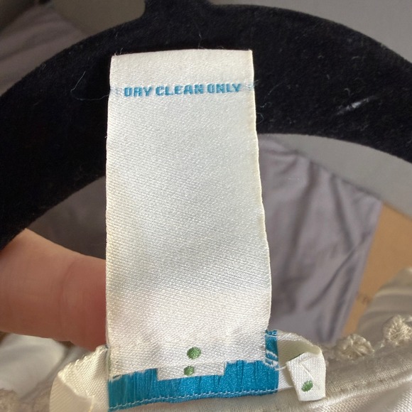 Sundance Women Silk Front Floral Embroidered V-Neck Top Ivory Size L Boho Mixed - Picture 11 of 13